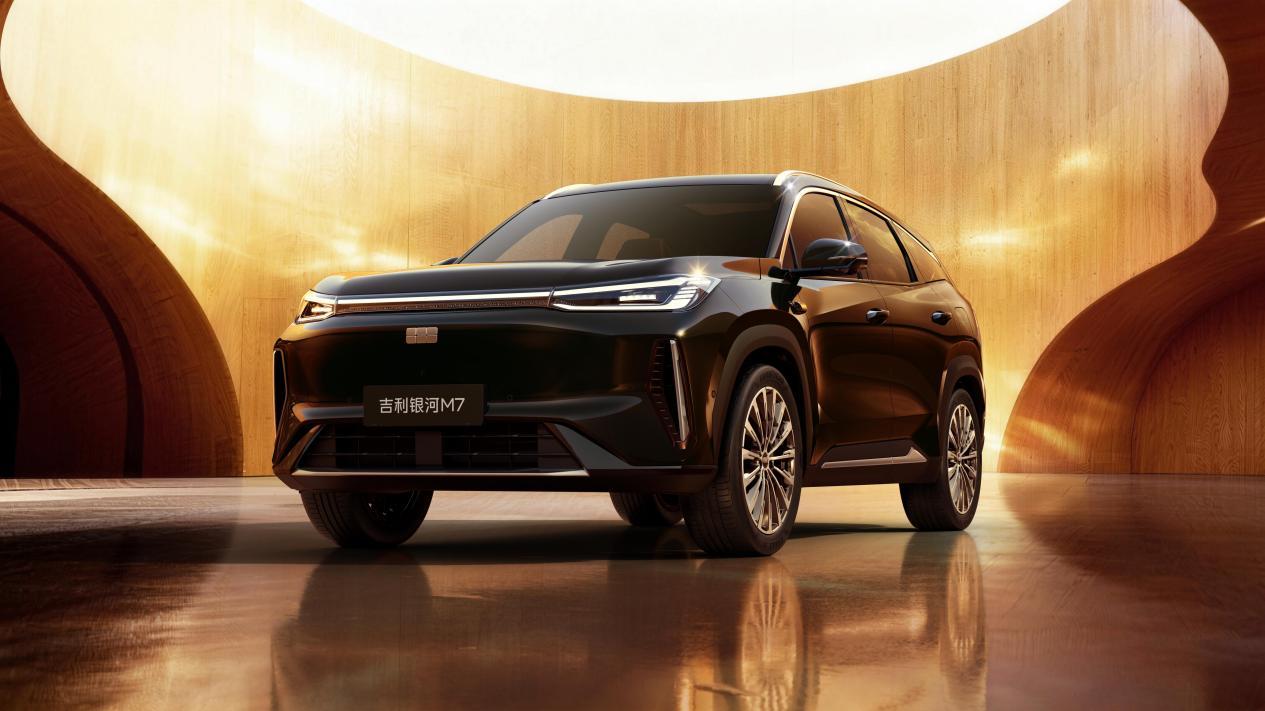 中级SUV颠覆者，吉利银河M7开年首秀，引领“全球审美”宣言