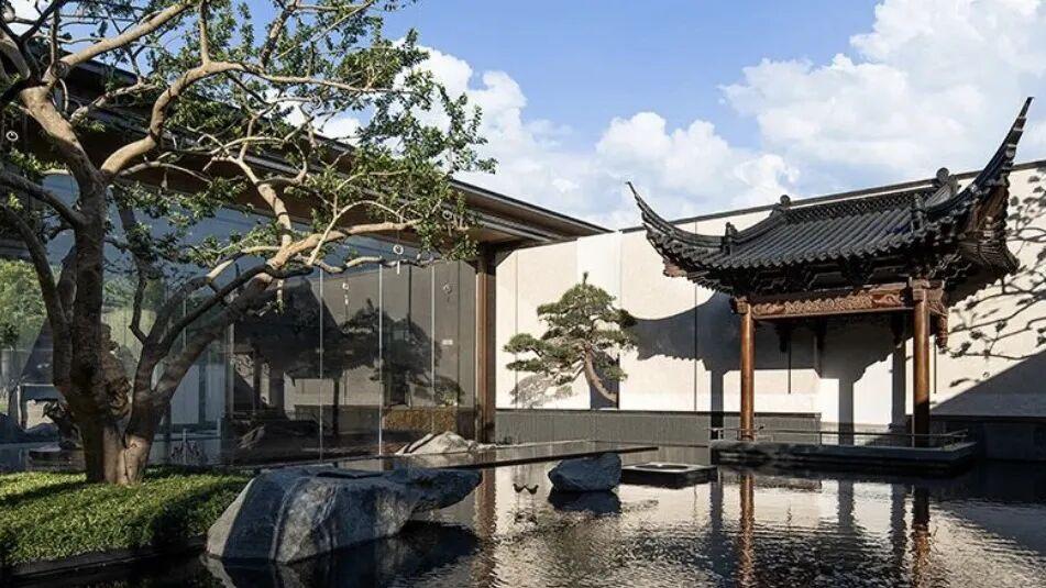 广州花都区府向东or向西：两种截然不同的人生