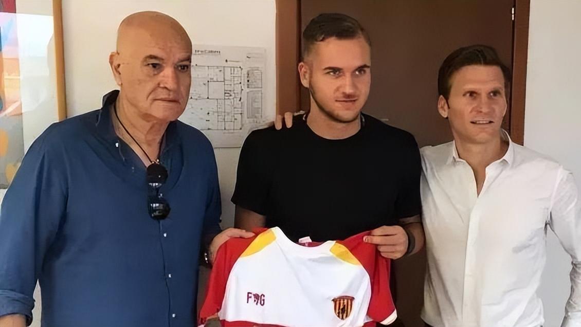 赚大了！外媒：大连英博已免签前国米前锋