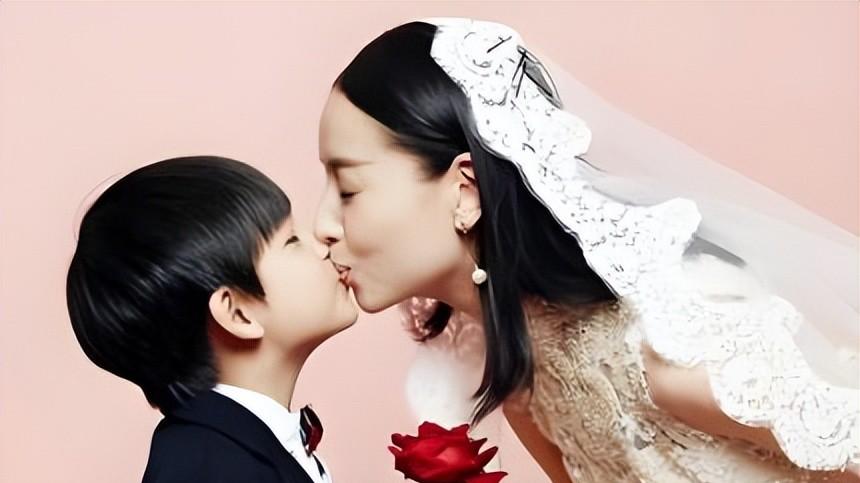 这门便是我们的心灵之门，没有人会困住我们