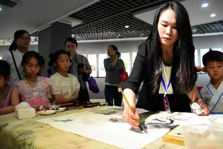 西安市长安汉唐书画院书画活动掠影