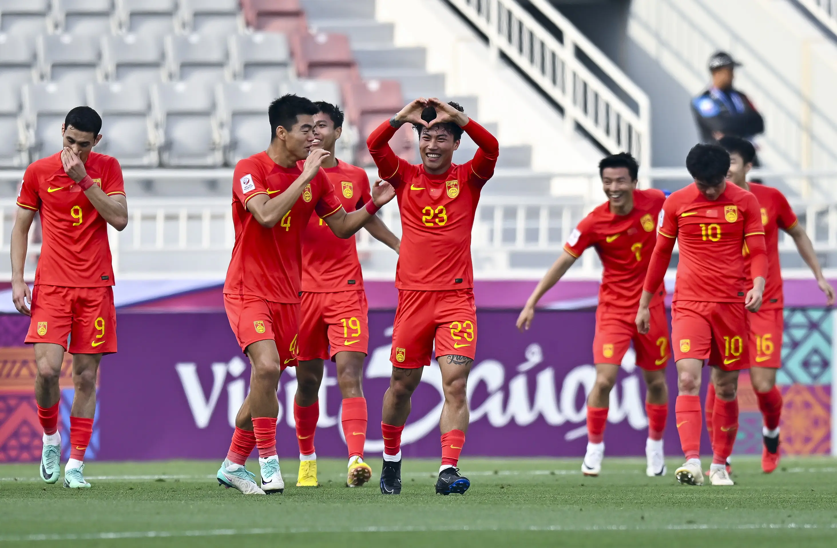 今日足球赛事全解析：U23亚洲杯：中国U23 vs 日本U23，22年的等待！