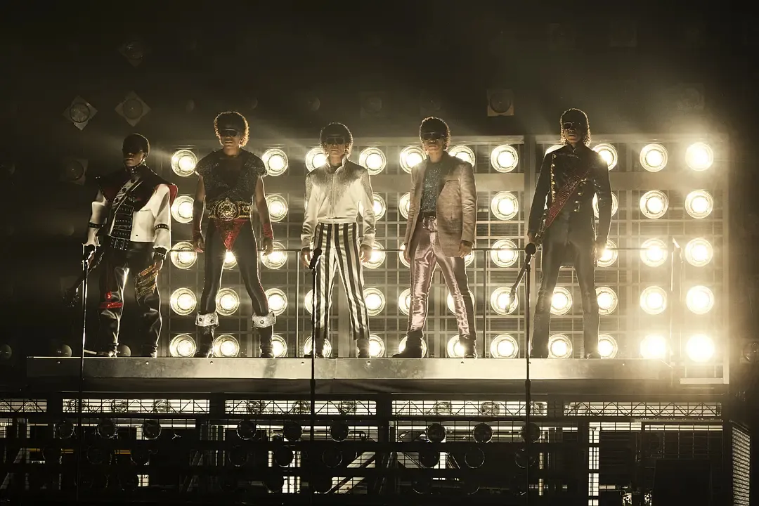 《迈克尔·杰克逊：巨星之路》4.24上映：亲侄子贾法尔领衔，再现流行天王传奇人生