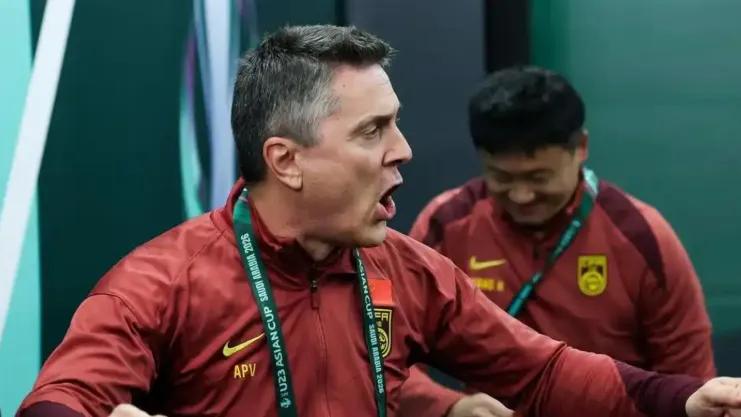 年薪60万的安东尼奥，如何将国足带进亚洲杯决赛？