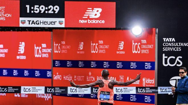 2小时？那已是过去式！伦敦一夜，人类马拉松正式闯入“159时代”