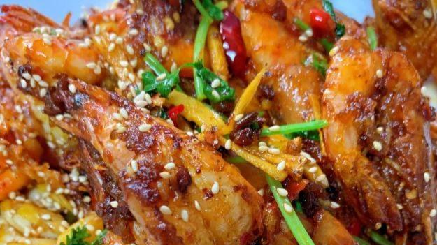 麻辣鲜香一口入魂，这才是重庆夏夜该有的味道