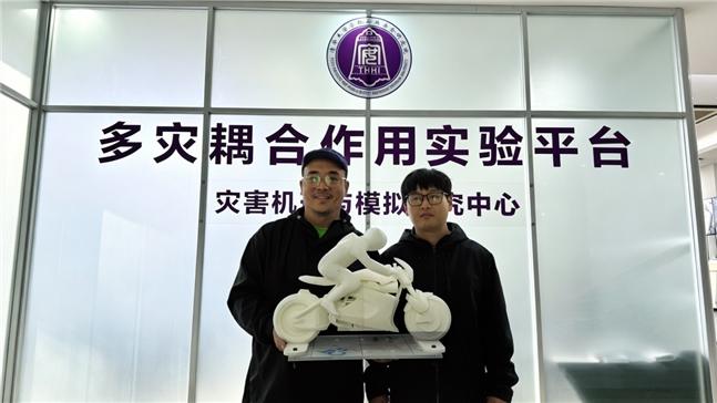 暴风者X二代如何以科研驱动与安全认证，重新定义中国电摩的世界坐标