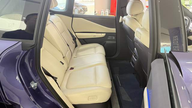 到店实拍日产NX8：初映像不错，入门配置15万内才有戏？