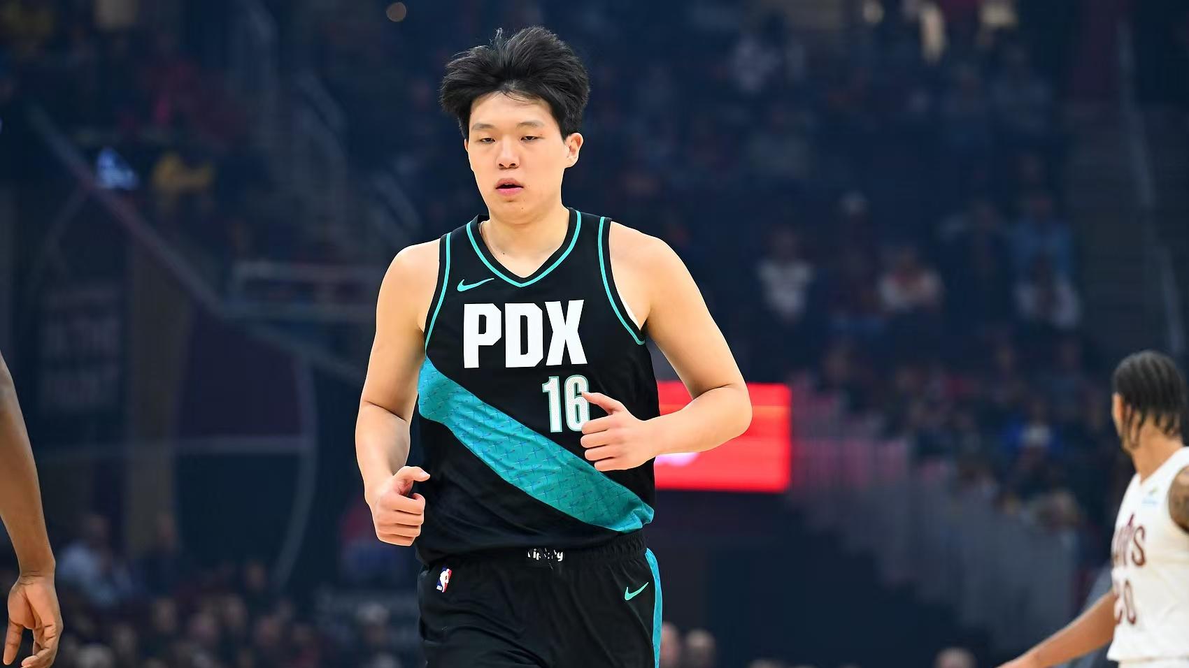 爆冷！湖人惨败开拓者，一战看清三个事实，第六不稳了