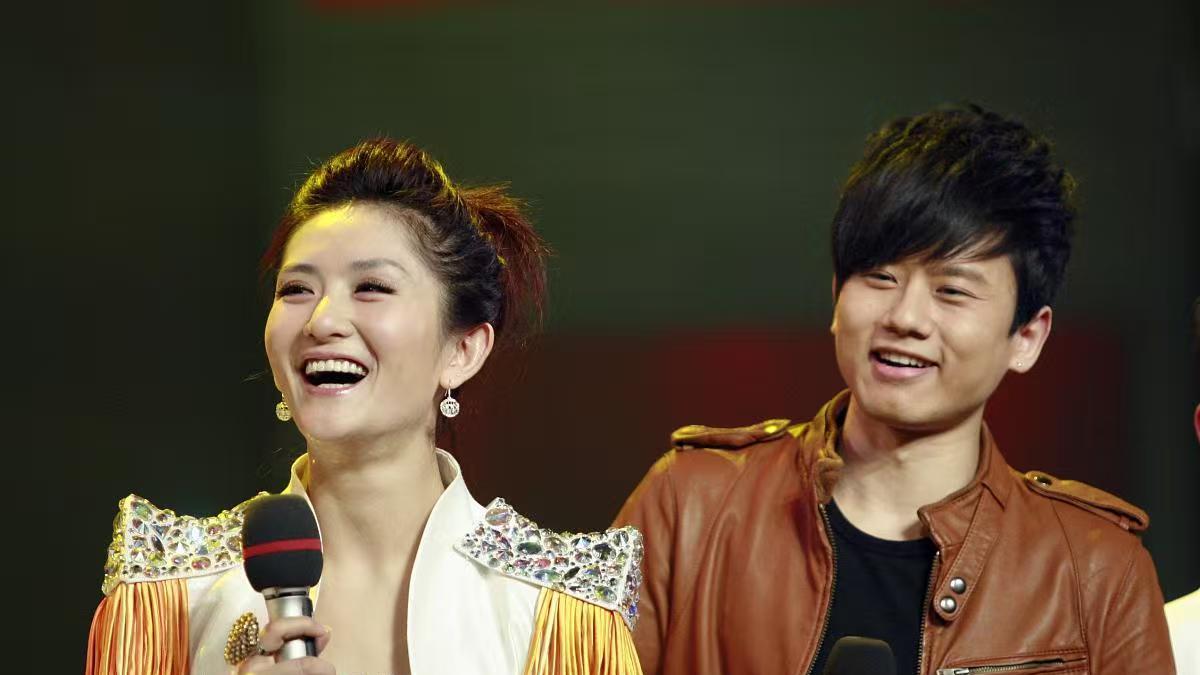 薛之谦好友爆料谢娜是小三上位，本人回应来了，你更相信谁？