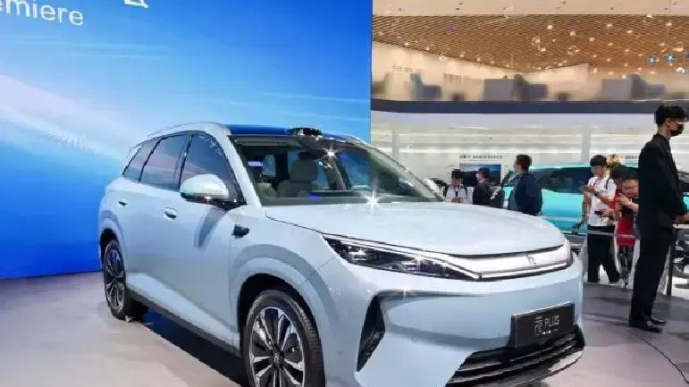 13万级“水桶车”诞生！纯电630km+激光雷达+闪充，网友：太香了