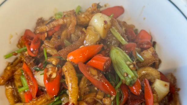 红油翻滚！湖南香辣牛杂，软韧入味超上头