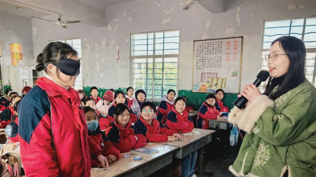 信阳市胜利路学校：情暖乡村少年宫，护心支教助梦行