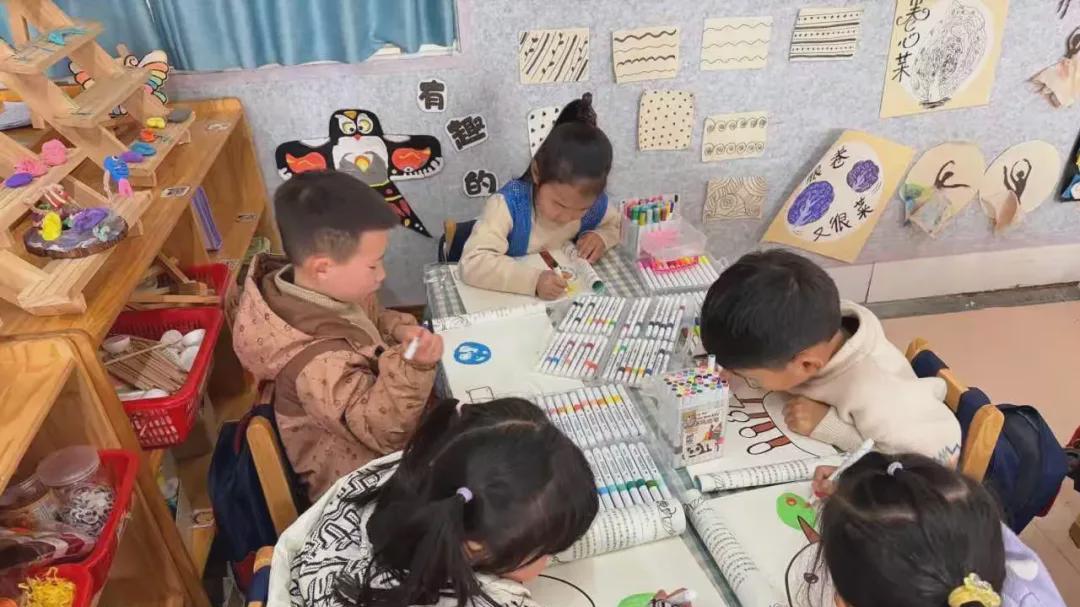 植一抹新绿 育一颗童心 信阳市平桥区幼儿园植树节主题活动