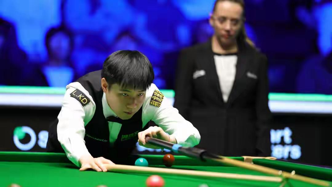 赵心童10比3大胜特鲁姆普 夺巡回锦标赛冠军