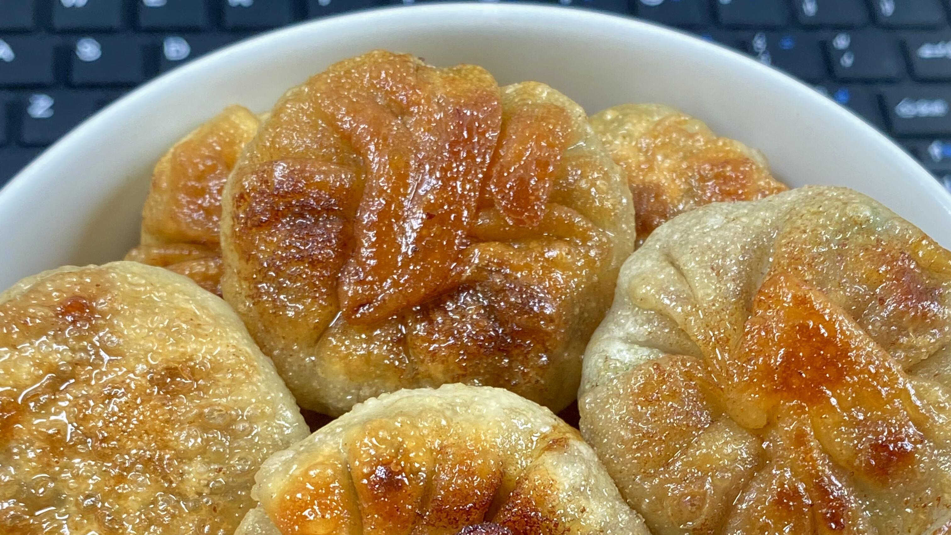 牛肉小馅饼：一口爆汁的幸福感！