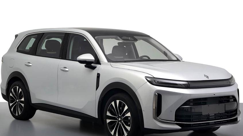 五菱与华为能擦出什么火花？华境S官图发布，双拼车漆足够显眼