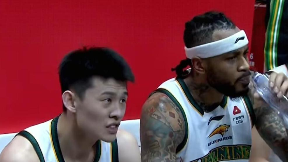 辽宁88-71江苏，莫兰德摘21篮板，杨鸣透露球队策略，俩外援危矣