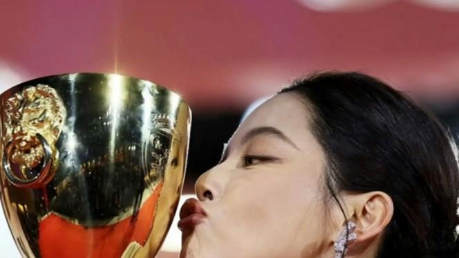 央视力推，辛芷蕾古装剧《金色》来袭，看完预告片我敢说：这剧必火