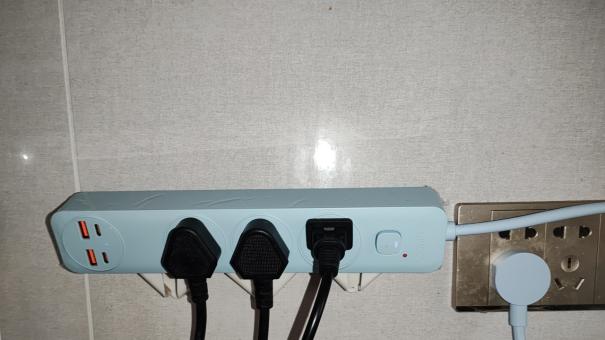 桌面杂乱终结者！奥睿科小瘦条插排深度评测：颜值与实力双在线