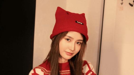 ​金子涵崩溃发文！遭长期身心压迫，直言再逼我就曝全部真相