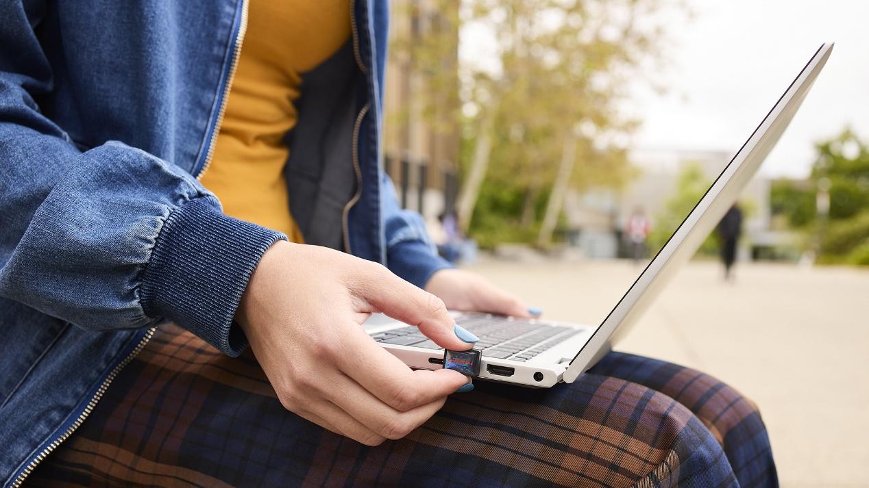 藏住春日所有鲜活｜闪迪多款存储好物集合，让每帧春光不被辜负