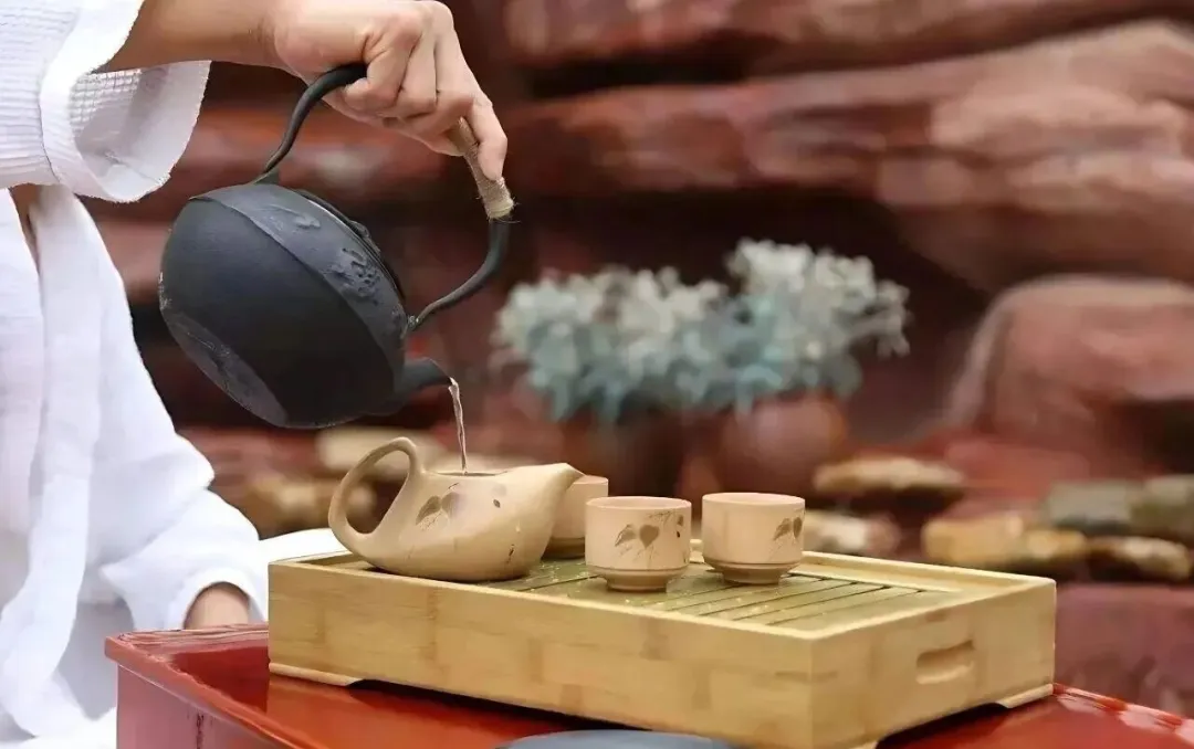 2026年2月23日（农历正月初七），老黄历解读及时辰宜忌