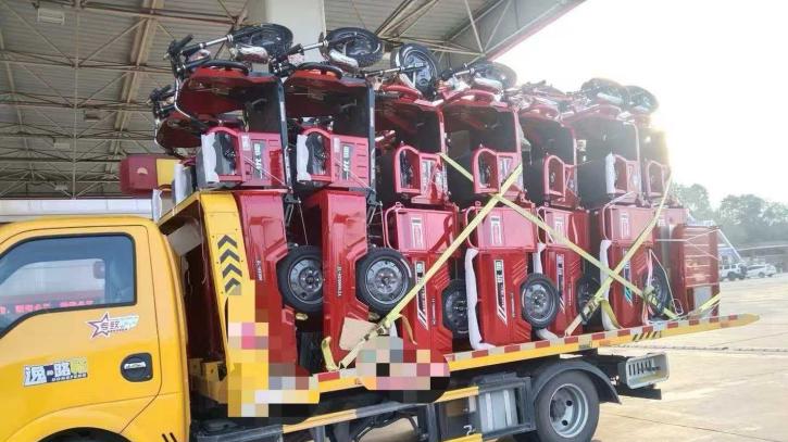 下地库不慌 上蓝牌不超 这台东风途逸宽体清障车有点香