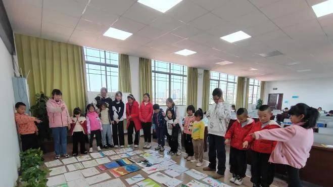 劳模工匠进校园 非遗薪火代代传—— 石林县总工会扎实开展劳模工匠进校园活动