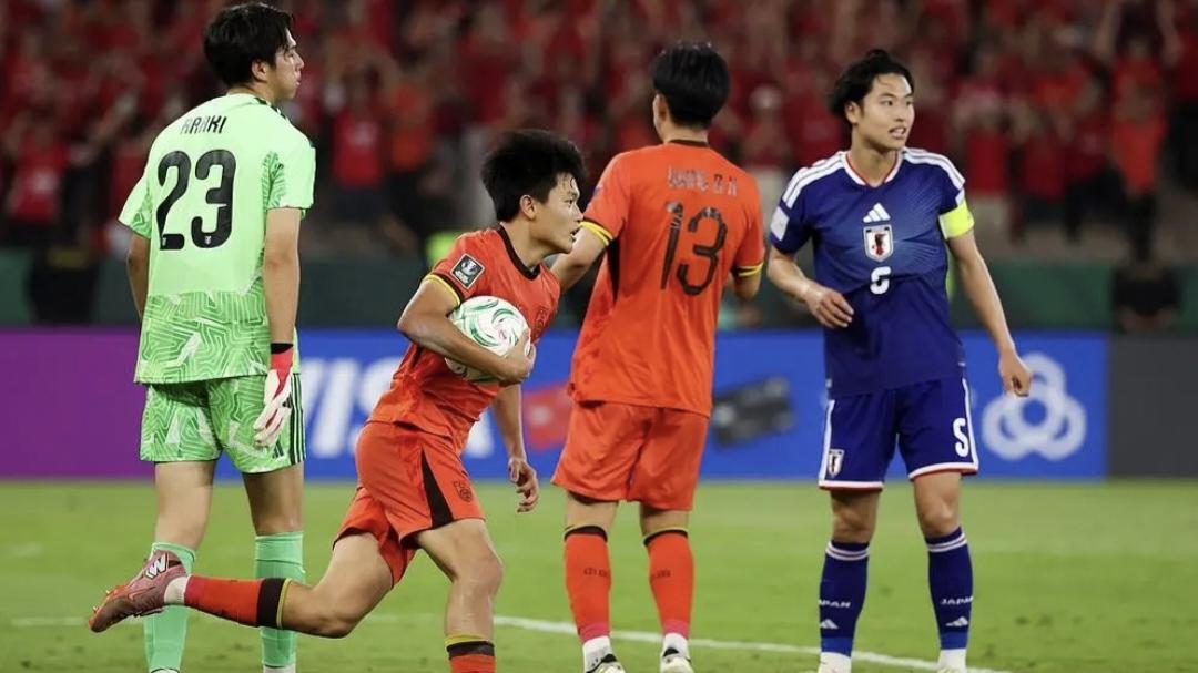 中国国足U23失亚洲杯冠军，0-4输给日本心服口服！