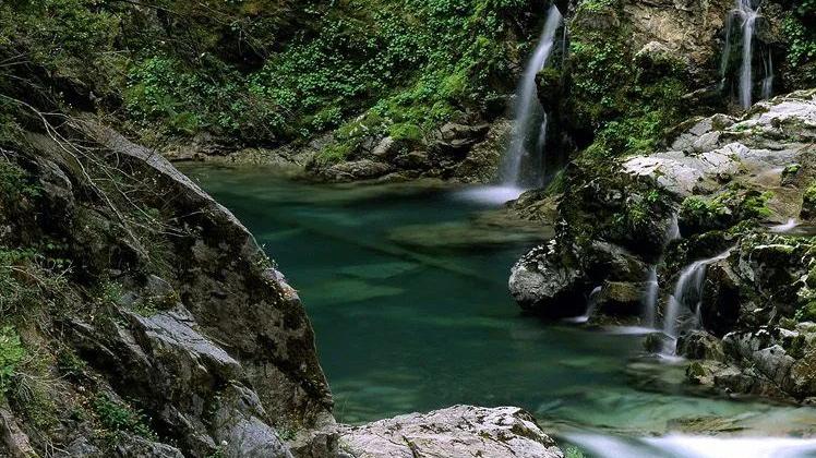 事情发生了，不必纠结，既然无法改变，何不坦然面对