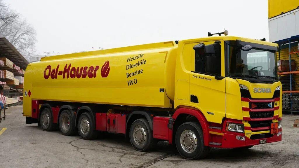 单车可运输3.35万升燃油，基于斯堪尼亚500R打造，全球首台10×2五轴油罐车诞生！