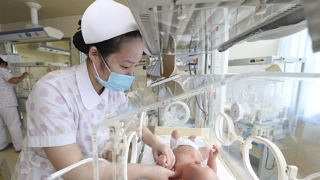 剪断婴儿手指事件，面对新生儿，助产士如何做到规范操作？