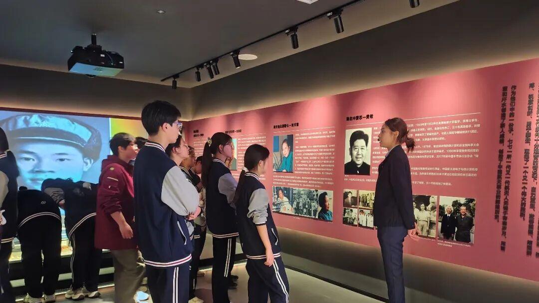 弘扬科学家精神 点亮青少年梦想