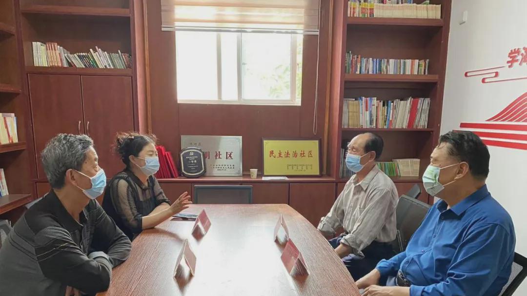 信阳市浉河区五里墩街道郭胜武助力街道党建引领小区治理出新出彩