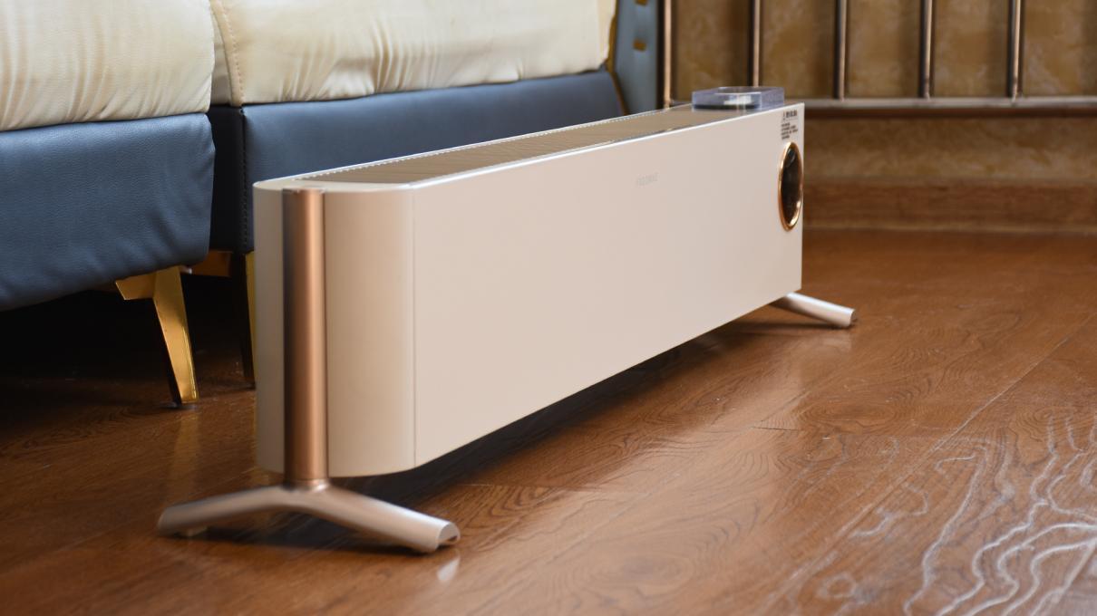 暖流无影脚！宫菱取暖器测评：欧盟认证+8层防爆，别墅级均匀导热