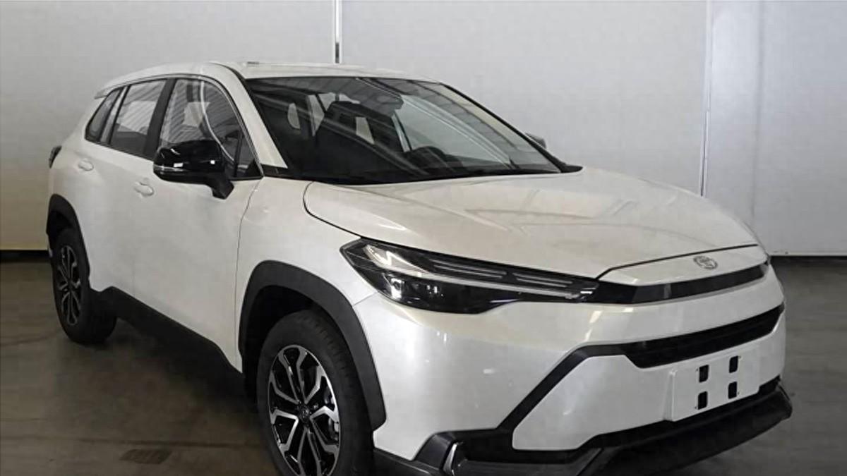 丰田确实“懂事”了，降到8.78万起，标配7气囊，一个月卖12043台