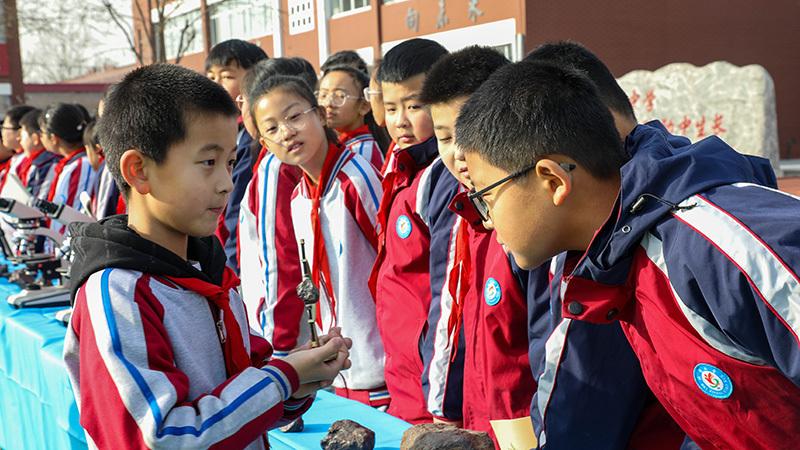 【雄安之声】“逐梦苍穹·翼启未来”空天科普走进容城县北张小学