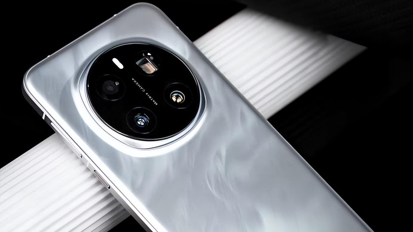 闭眼入都赚！荣耀Magic8 Pro的体验，比万元机还顶！