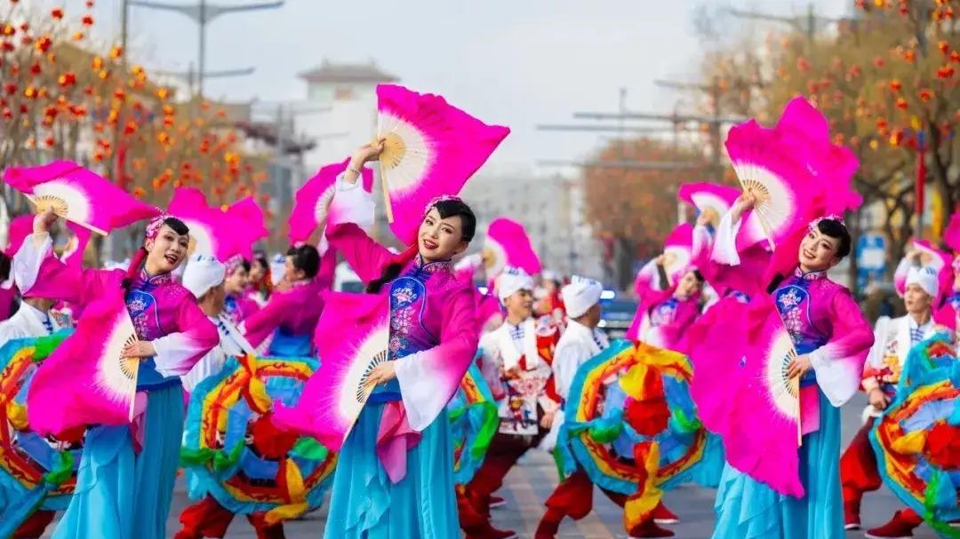 如果教员也刷朋友圈，他会如何定义我们这个时代的“新春节”？