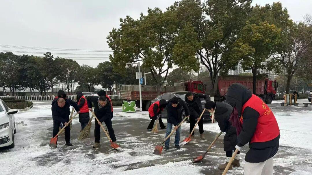 荆门高新区·掇刀区各地各部门防范应对雨雪冰冻天气