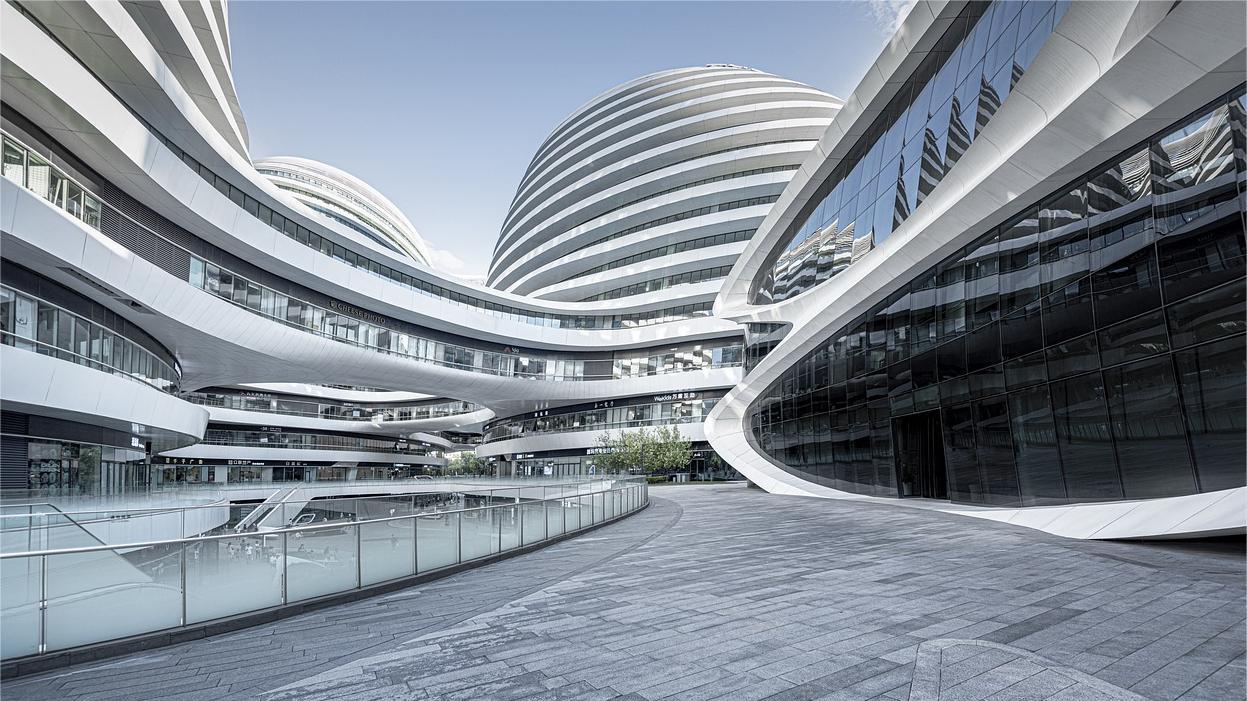 广角镜头在建筑摄影中的具体应用
