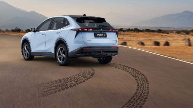 零下的崇礼，江铃集团新能源易至汽车羿驰05S的电池为何依然“热血”？