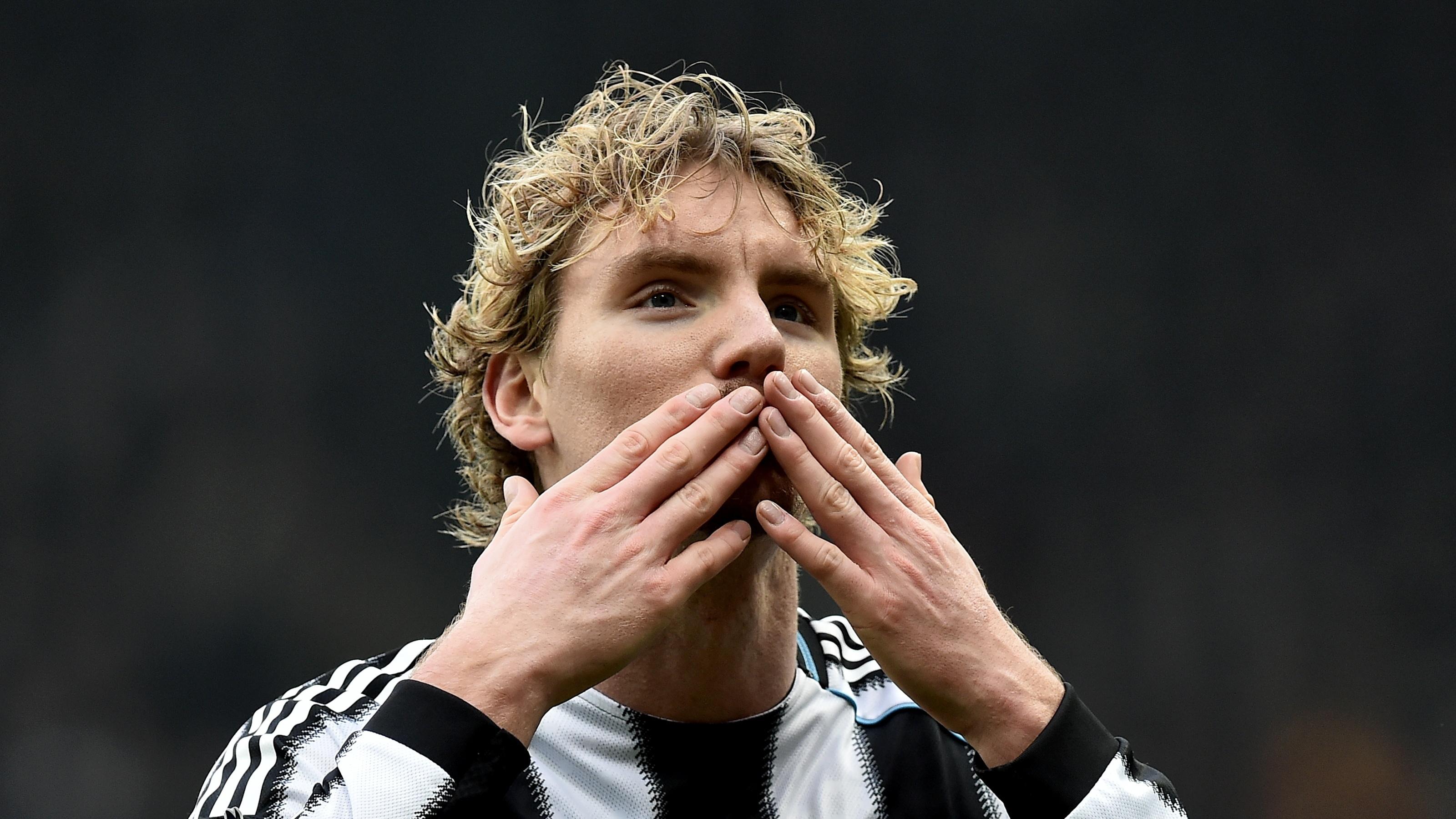 法尔克：沙特仍有意凯恩但解约金条款已失效，拜仁欣赏沃尔特马德