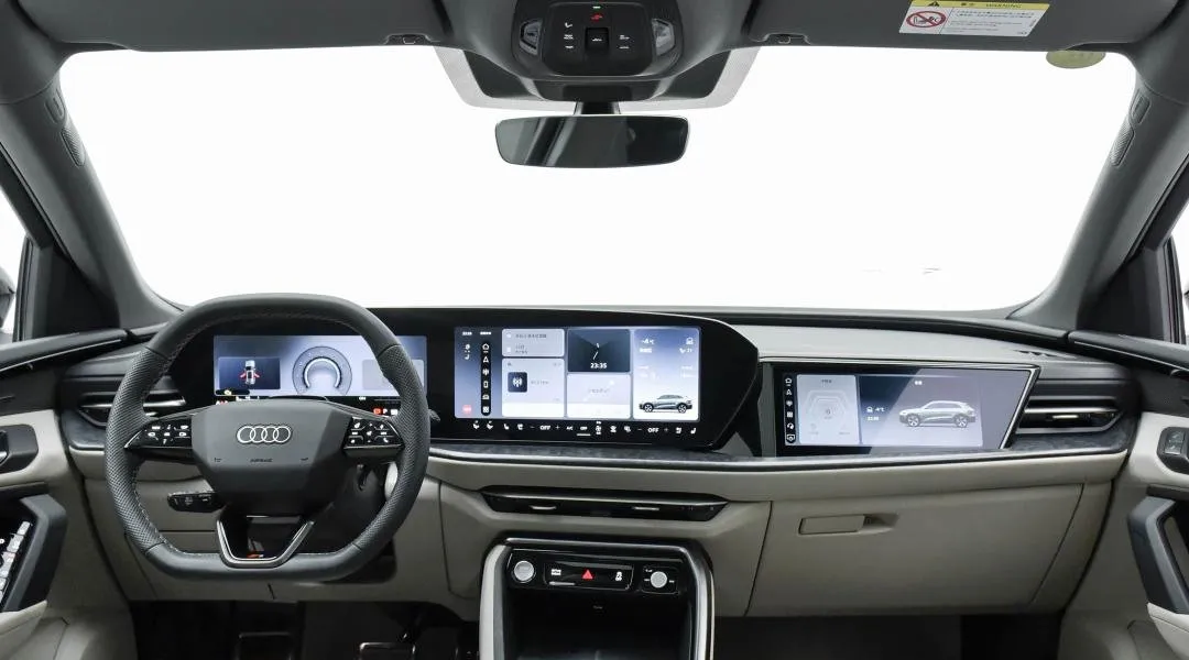 1月新车座舱：奥迪Q5L“堆屏”；BJ40玩起了“巨幕”？