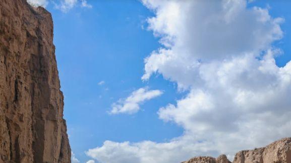 贺兰晴雪映湖城，银川的一日古今行