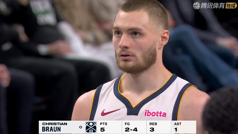 爆冷！道苏姆43+4，最后1.3秒，爆发大规模冲突，李凯尔拼命拉开约基奇