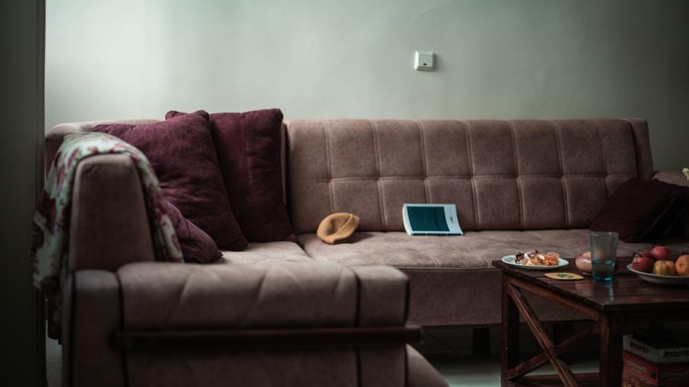 当婚姻只剩躯壳：一位女性从10万账单里醒来的启示