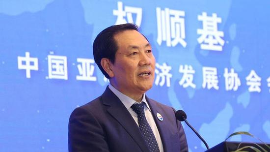 曾有100名副会长？还有多少机构在干“挂羊头卖狗肉”的勾当