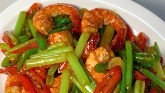 香芹撞鲜虾，这才是重庆冬天的清爽滋味